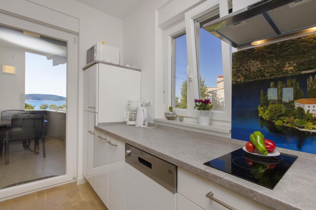 Apartments Luka Vodice Kültér fotó