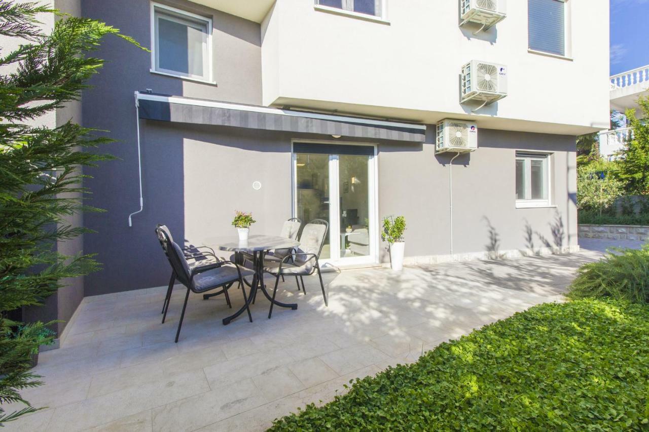 Apartments Luka Vodice Kültér fotó