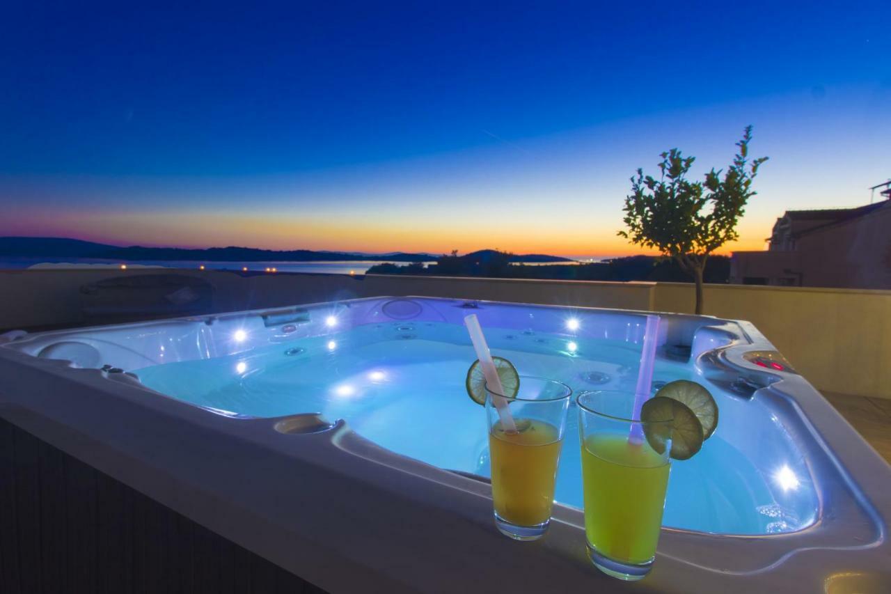 Apartments Luka Vodice Kültér fotó