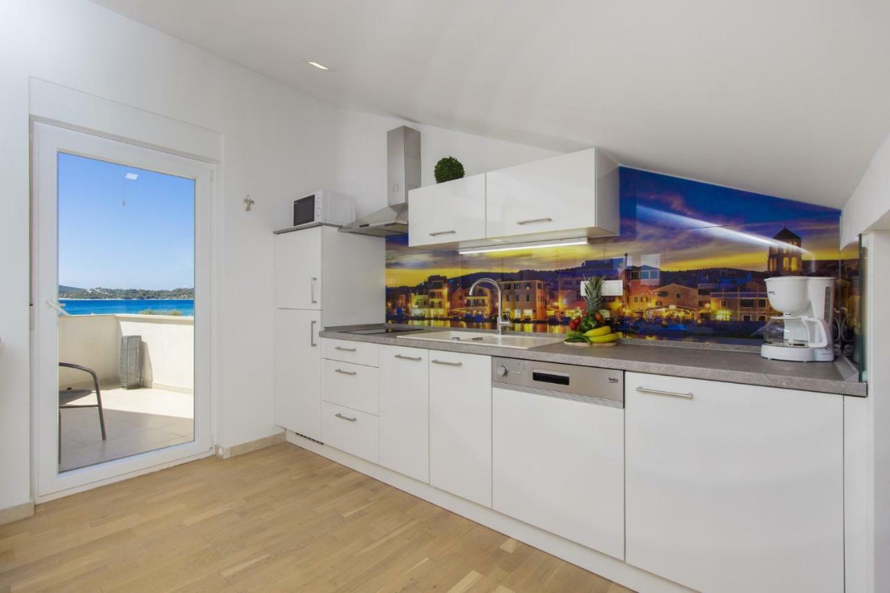 Apartments Luka Vodice Kültér fotó